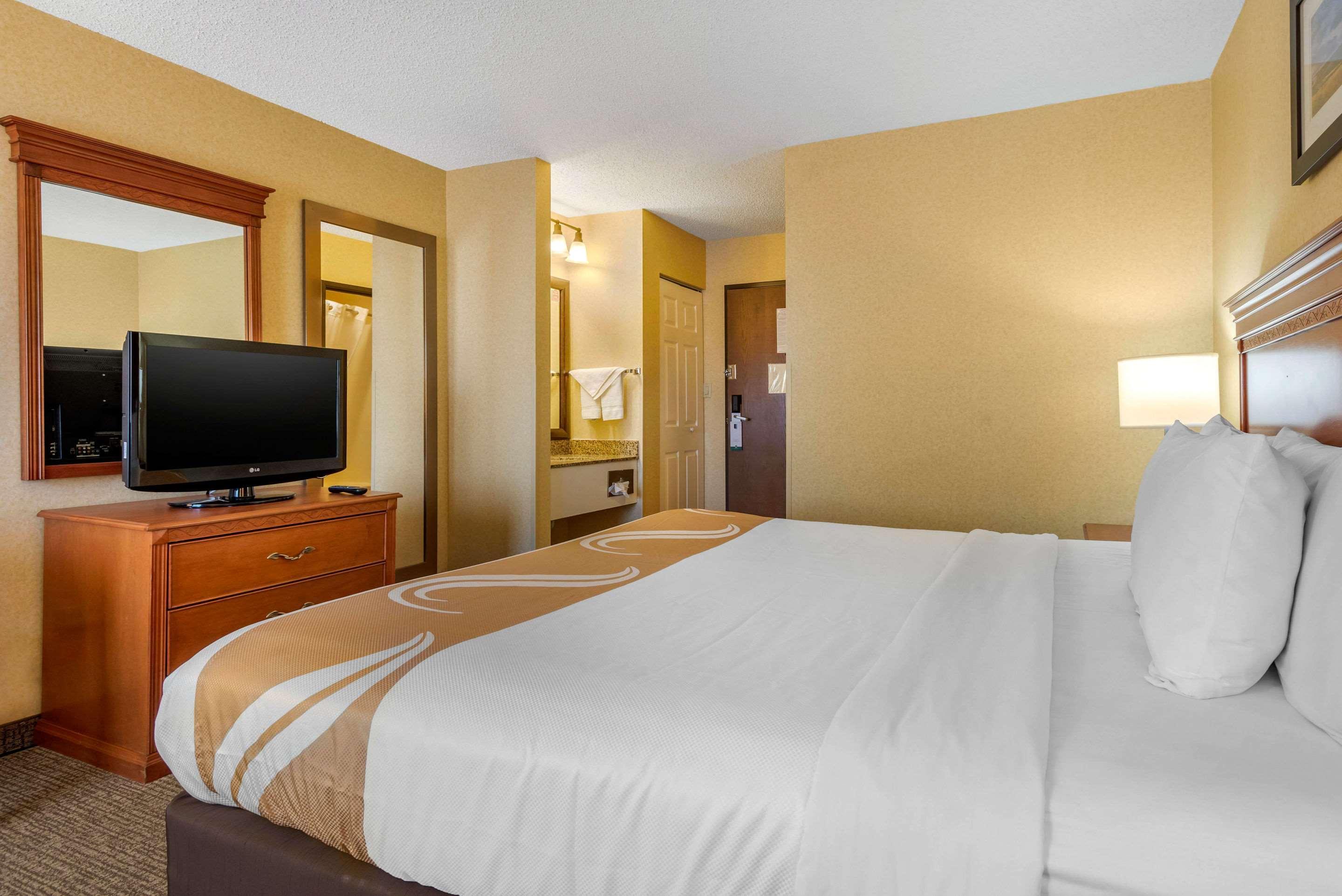 Quality Inn I-25 Pueblo Extérieur photo