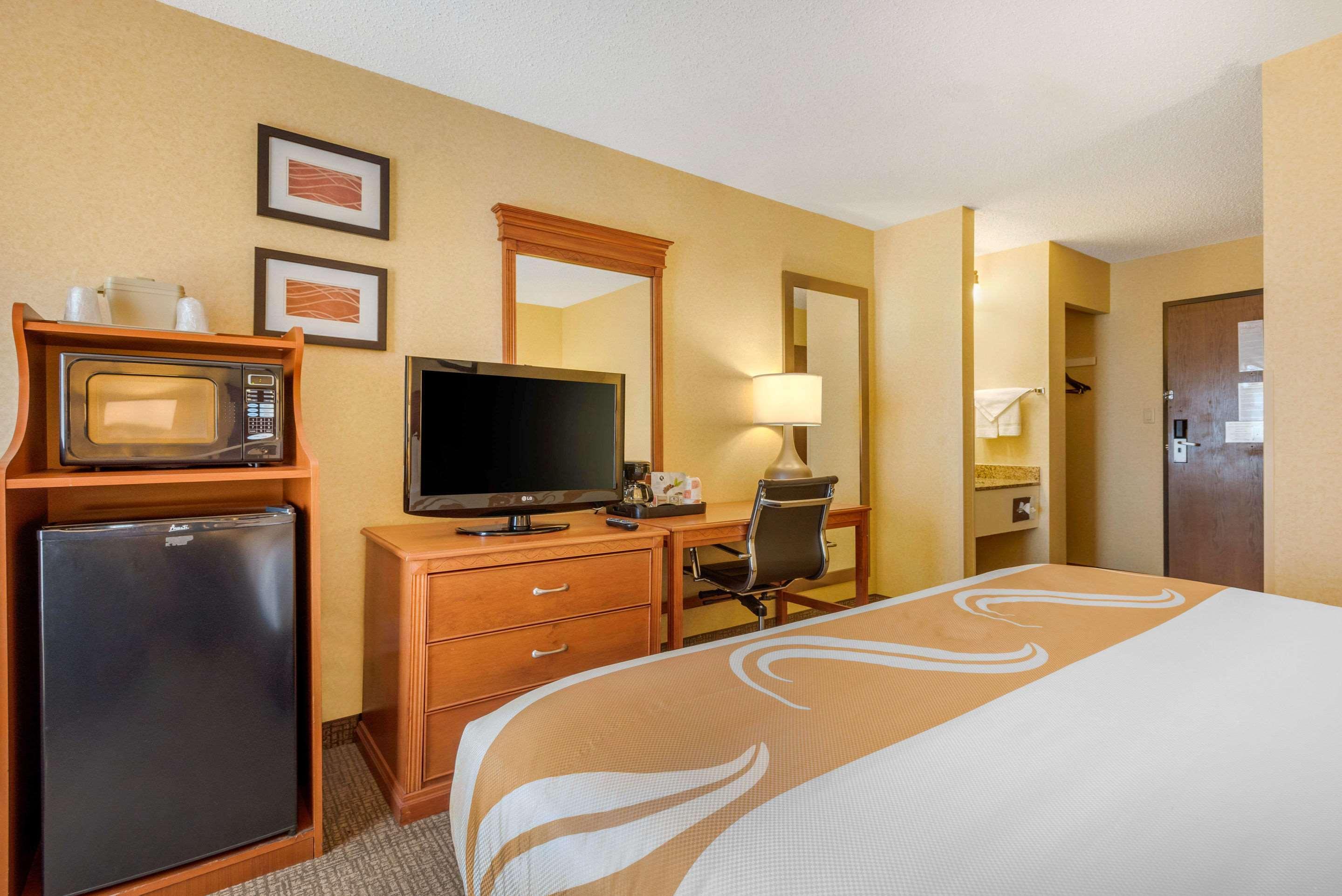 Quality Inn I-25 Pueblo Extérieur photo