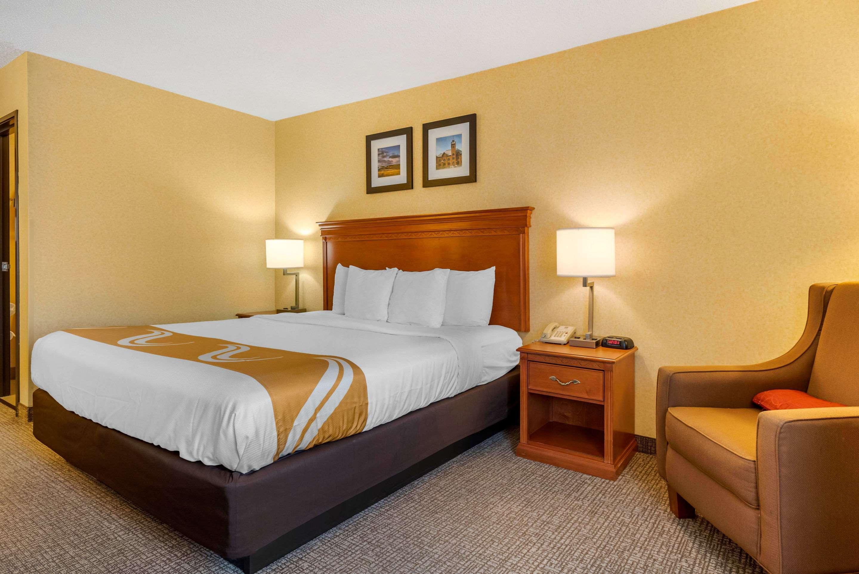 Quality Inn I-25 Pueblo Extérieur photo